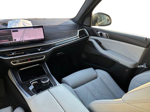 Certified 2025 BMW X5 xDrive40i w/ Premium Package image 25