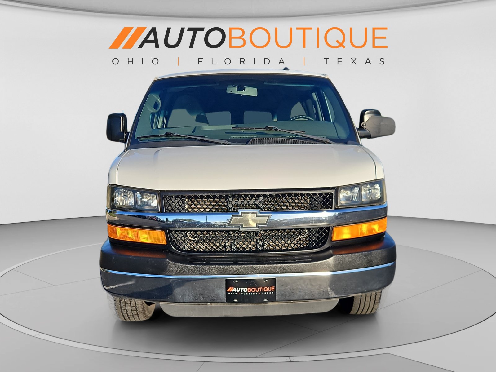 Used 2014 Chevrolet Express 3500 LT w/ LT Preferred Equipment Group RWD image 8