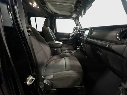 Used 2023 Jeep Wrangler Unlimited AWD/4WD image 21