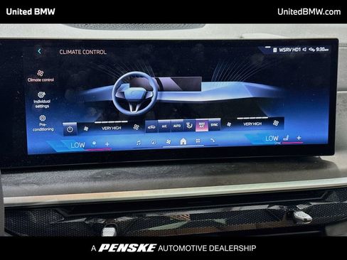 Used 2024 BMW X7 xDrive40i w/ Executive Package AWD/4WD image 18