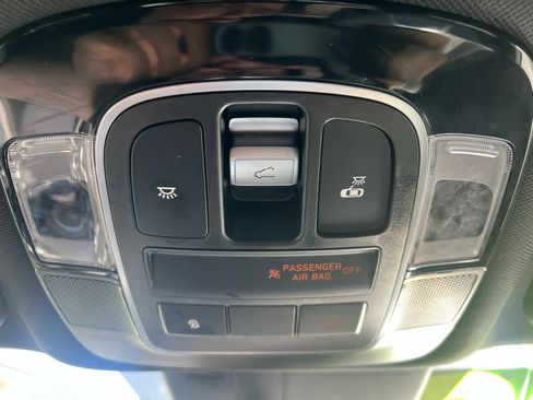 Used 2022 Hyundai Santa Cruz Limited image 33