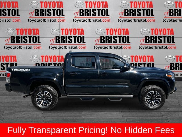 Used 2021 Toyota Tacoma TRD Sport w/ Technology Package AWD/4WD image 2