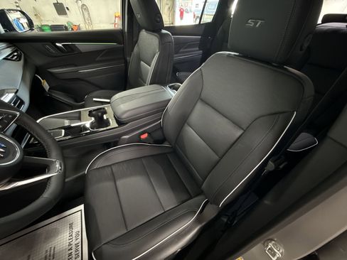 New 2026 Buick Enclave Sport Touring w/ Super Cruise Package image 20