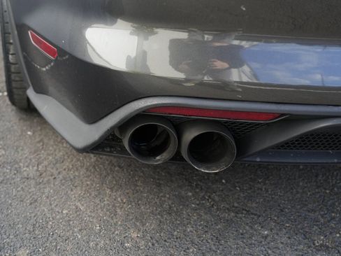 Used 2017 Ford Mustang Shelby GT350 image 31