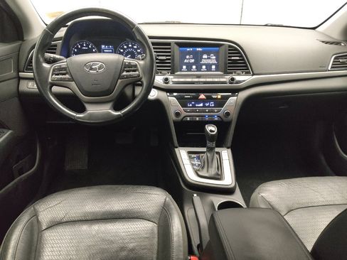 Used 2018 Hyundai Elantra Limited FWD image 22