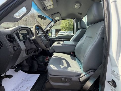 Used 2012 Ford F550 4x4 Regular Cab Super Duty w/ Payload Upgrade Pkg image 34