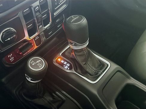 New 2026 Jeep Gladiator Mojave w/ Technology Group image 12