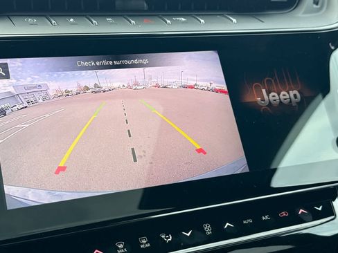 New 2026 Jeep Grand Cherokee Limited image 22