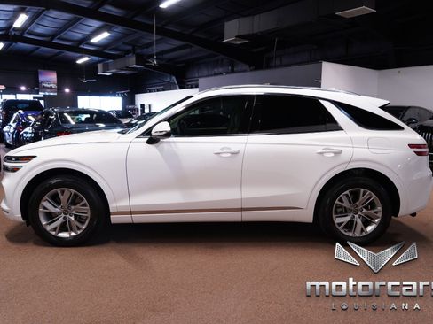 Used 2022 Genesis GV70 2.5T image 4