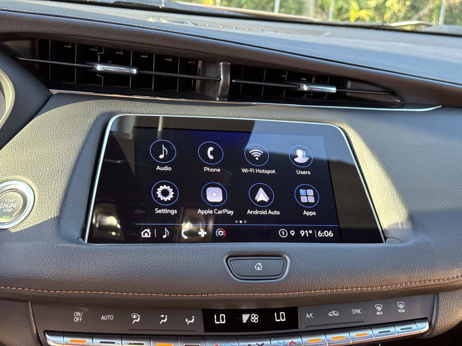 Used 2023 Cadillac XT4 Premium Luxury FWD image 19