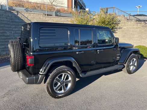 Used 2022 Jeep Wrangler Unlimited Sahara w/ LED Lighting Group image 11