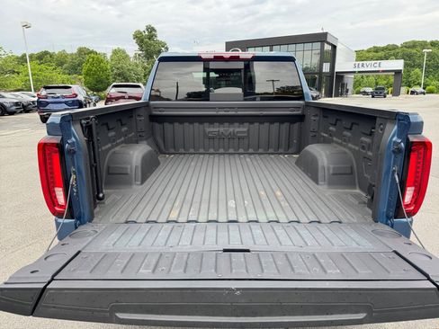 Used 2025 GMC Sierra 1500 Denali AWD/4WD image 18
