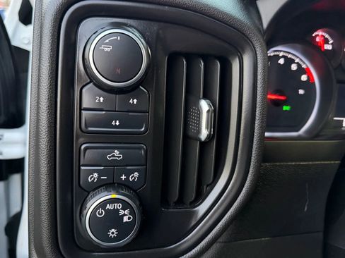 Used 2023 Chevrolet Silverado 2500 W/T w/ WT Fleet Convenience Package AWD/4WD image 21