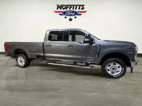 Certified 2025 Ford F250 XLT image 6