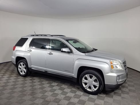 Used 2017 GMC Terrain SLT FWD image 11