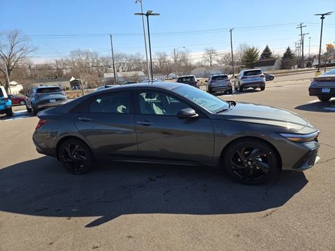 New 2026 Hyundai Elantra Sport FWD image 5