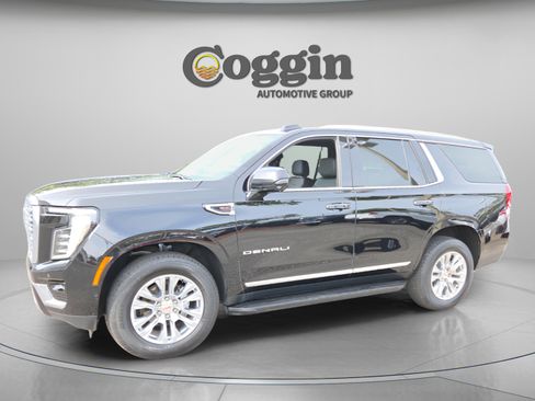 Used 2025 GMC Yukon Denali AWD/4WD image 1