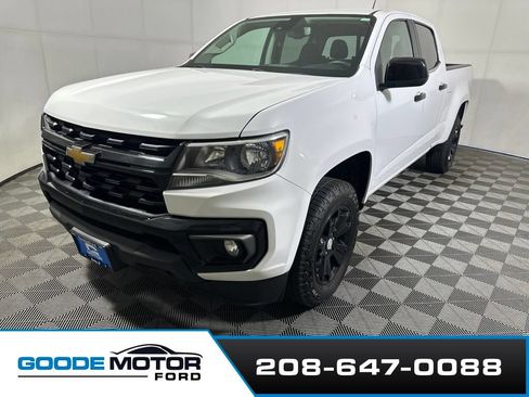 Used 2021 Chevrolet Colorado LT w/ Safety Package AWD/4WD image 4