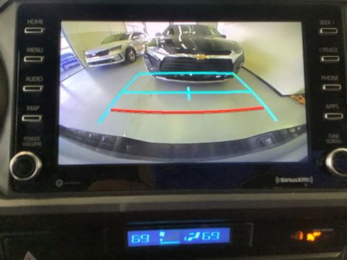 Used 2023 Toyota Tacoma TRD Off-Road image 24