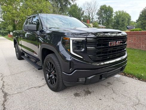 Used 2025 GMC Sierra 1500 Elevation w/ X31 Off-Road Package AWD/4WD image 4