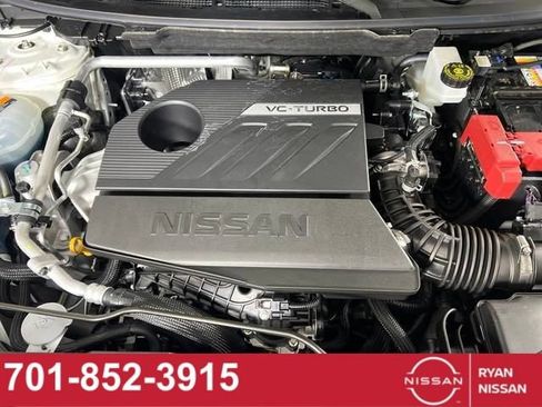 Certified 2025 Nissan Rogue Platinum w/ Platinum Premium Package image 14