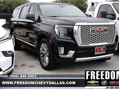Used 2021 GMC Yukon XL Denali w/ Denali Premium Package image 1