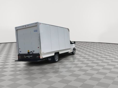 New 2026 GMC Savana 3500 Extended w/ Power Convenience Package RWD image 28