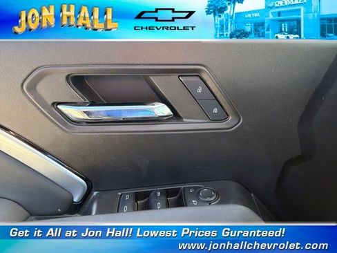 Used 2024 Chevrolet Colorado Z71 w/ Z71 Convenience Package 2 image 26