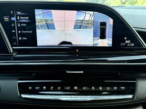 Used 2023 Cadillac Escalade ESV Sport image 30