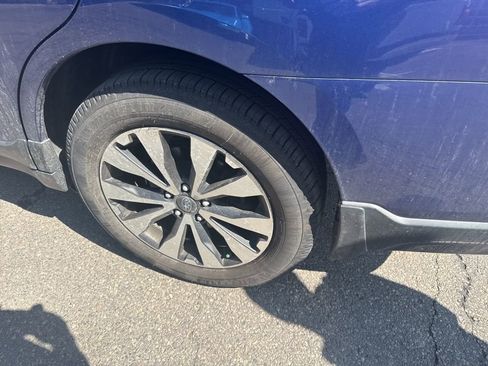 Used 2016 Subaru Outback 2.5i Limited image 10