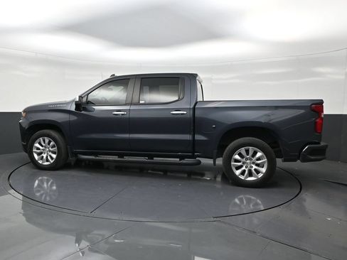 Used 2021 Chevrolet Silverado 1500 Custom w/ Safety Confidence Package RWD image 2