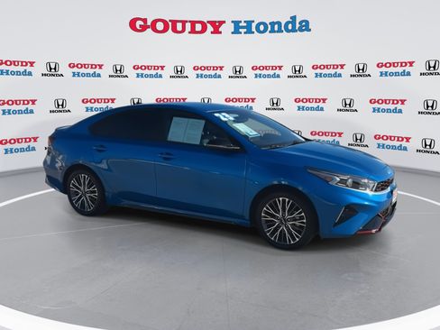 Used 2023 Kia Forte GT-Line w/ GT-Line Technology Package image 2