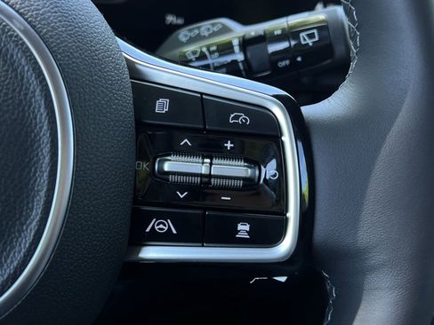 New 2026 Kia Carnival SX Prestige FWD image 37