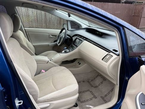 Used 2011 Toyota Prius Two image 14