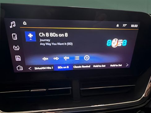 Used 2025 Chevrolet Trax RS w/ Driver Confidence Package FWD image 20