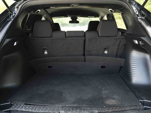 Used 2025 Honda HR-V Sport image 40