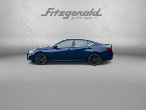 Used 2021 Nissan Altima 2.5 SR FWD image 5