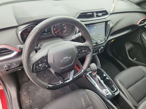 Used 2023 Chevrolet TrailBlazer RS w/ Convenience Package AWD/4WD image 10