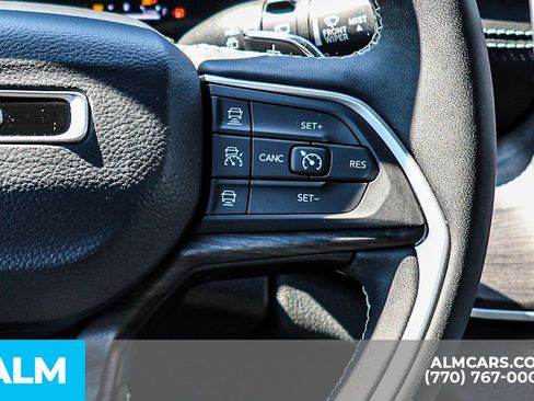 Used 2024 Jeep Grand Cherokee Limited 4xe AWD/4WD image 36