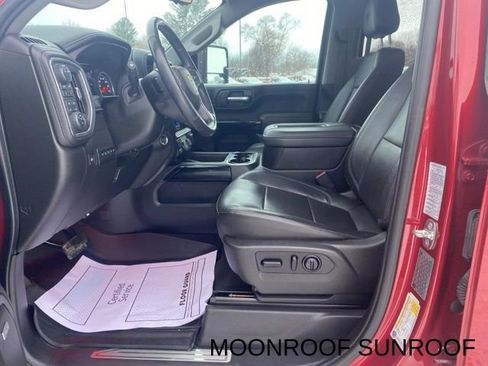 Used 2020 Chevrolet Silverado 2500 LTZ w/ LTZ Premium Package image 14