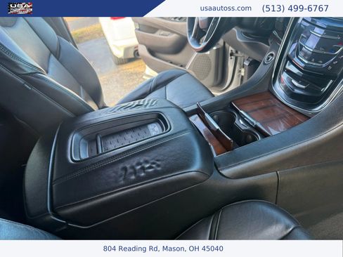 Used 2017 Cadillac Escalade ESV Luxury image 29
