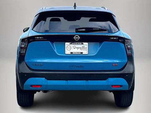 Certified 2025 Nissan Kicks SR image 6