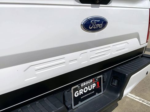 Used 2020 Ford F150 XLT w/ Equipment Group 302A Luxury RWD image 32