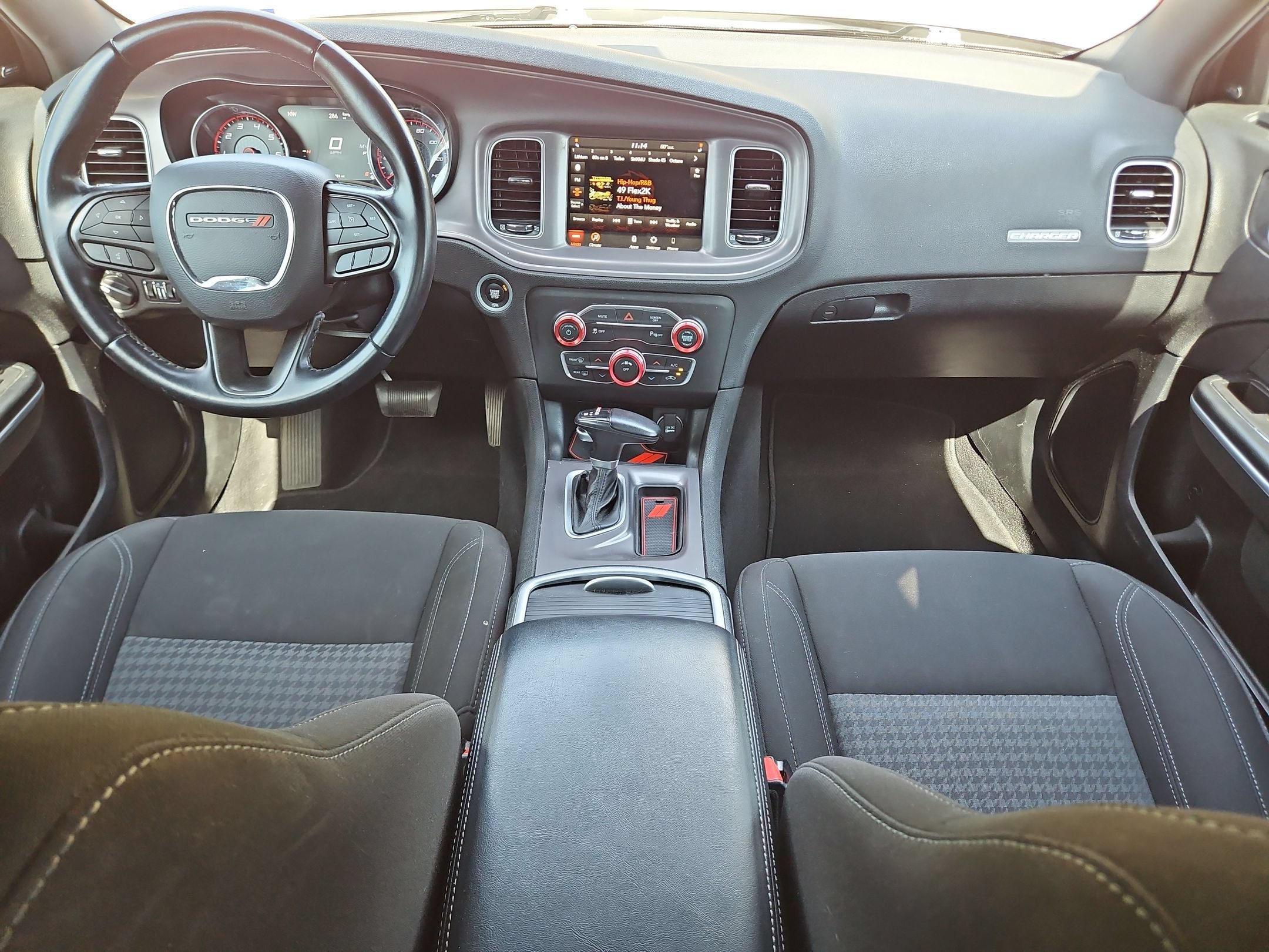 Used 2023 Dodge Charger SXT RWD image 16