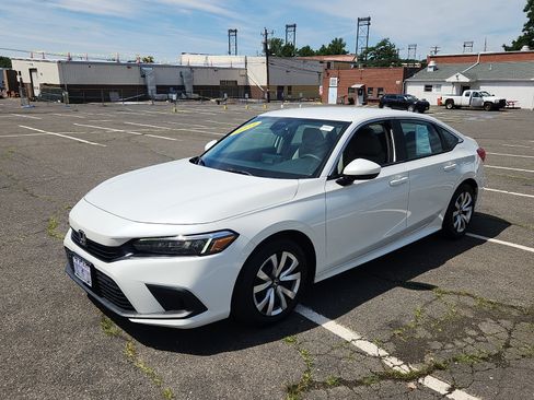 Used 2023 Honda Civic LX image 3