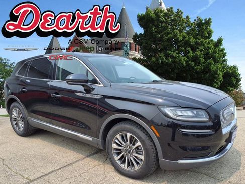 Used 2023 Lincoln Nautilus Reserve image 1