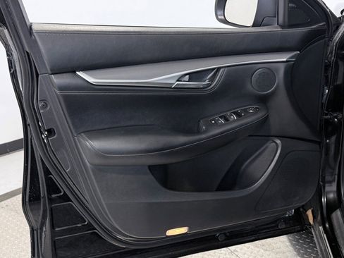 Used 2022 INFINITI QX55 Luxe w/ Cargo Package image 17