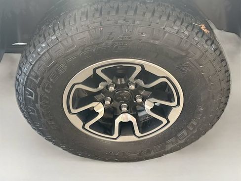 Used 2016 RAM 1500 Rebel w/ Luxury Group AWD/4WD image 28