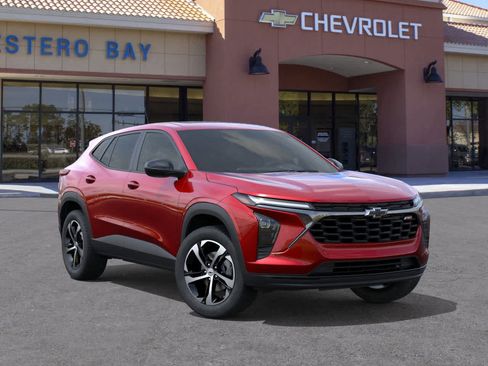 New 2026 Chevrolet Trax RS w/ Sunroof Package image 7