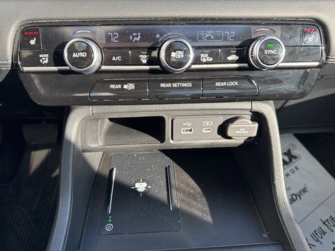 Certified 2023 Honda Pilot Touring image 26